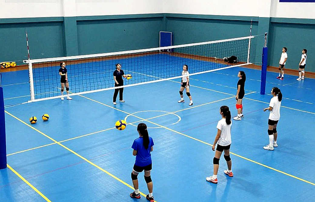 Bên hồ bơi, Gabi Guimarães và Bruno Rezende kể về quyết định rời Brazil: Từ nỗi sợ chấn thương đến đỉnh cao VakifBank